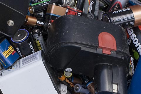 单晶电池片回收_比克锂电池回收_废镍镉电池回收